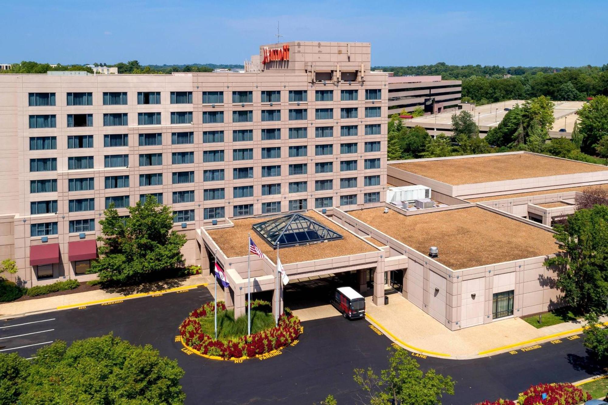 מלון צ'סטרפילד Marriott St. Louis West מראה חיצוני תמונה