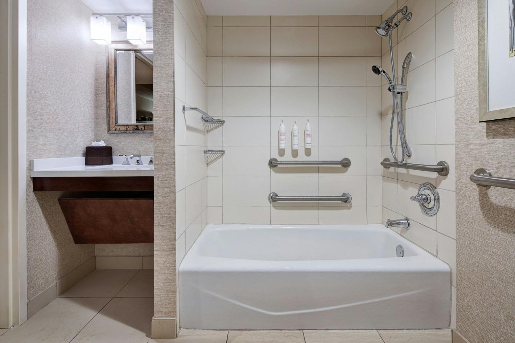 מלון צ'סטרפילד Marriott St. Louis West מראה חיצוני תמונה